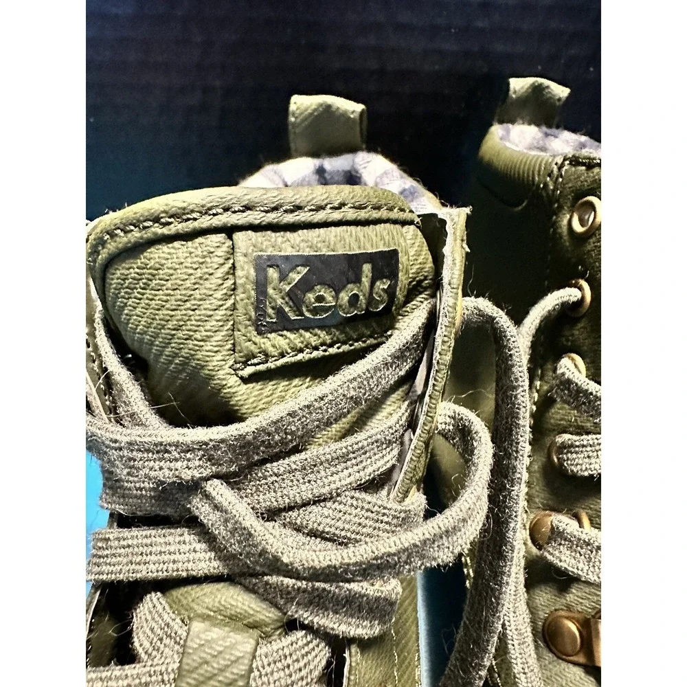 Kids women‎ shoes size 10 Olive Green High Top Shoe Boot Never Worn